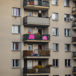 Wygodne i bezpieczne zabudowy balkonów w Warszawie - jak wybrać najlepszy projekt?
