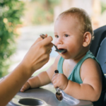 Dolne jedynki u niemowlaka: Jak rozpoznać jak wyglądają dziąsła podczas ząbkowania? - Zobacz zdjęcia
