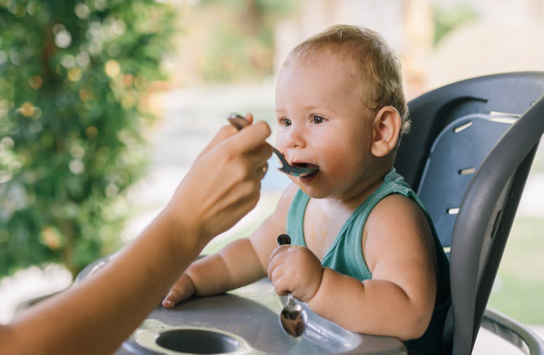 Dolne jedynki u niemowlaka: Jak rozpoznać jak wyglądają dziąsła podczas ząbkowania? – Zobacz zdjęcia
