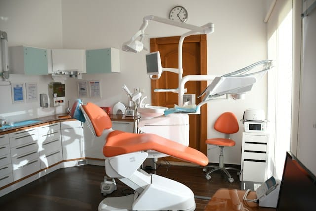 Dentyści na Ochocie: Kluczowe informacje o dostępie do opieki stomatologicznej